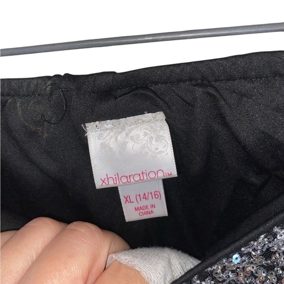 Festive Silver sequin legging statement pants holiday attire christmas NYE Glam - Picture 7 of 8